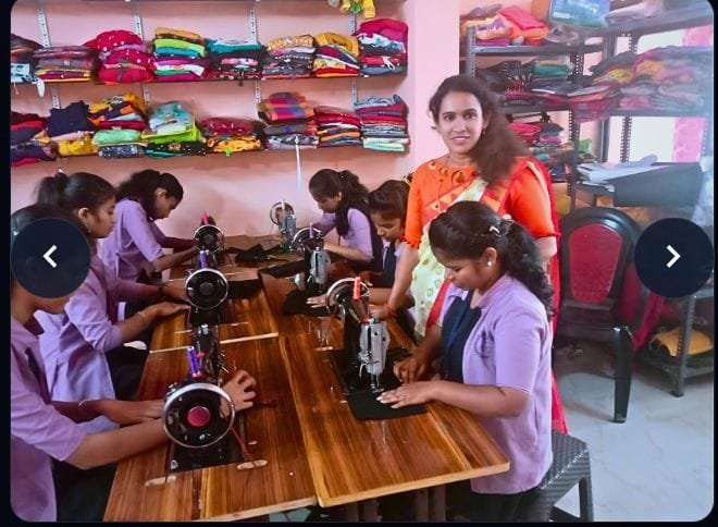 SUMEDHA  FASHION  INSTITUTE image 2