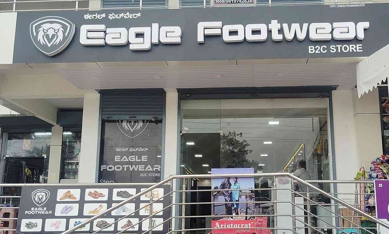 EAGLE  FOOTWEAR