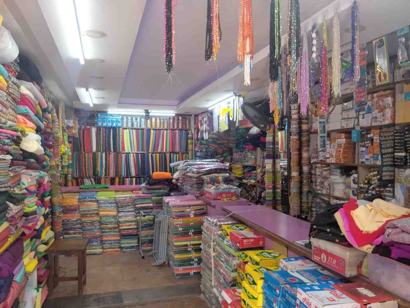 ಶ್ರೀ ಮಹದೇವ್    ಬಟನ್    ಹೌಸ್ image 1