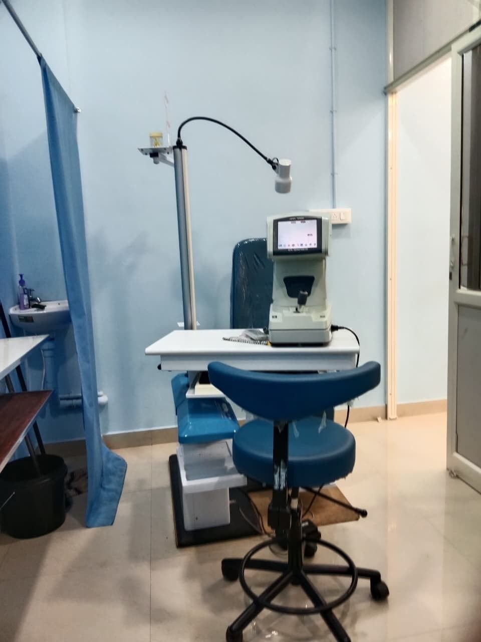 Shree Kateel Opticals And Contact Lens Clinic image 1
