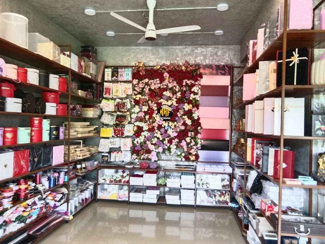 KAF   CREATIVE  , ART   &   CRAFT   STORE